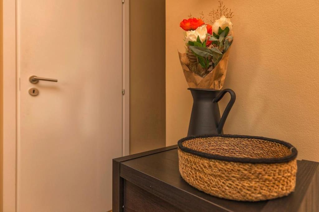 Appartamento Sunny & Updated Flat With Panoramic View 50m From M4 Stop *